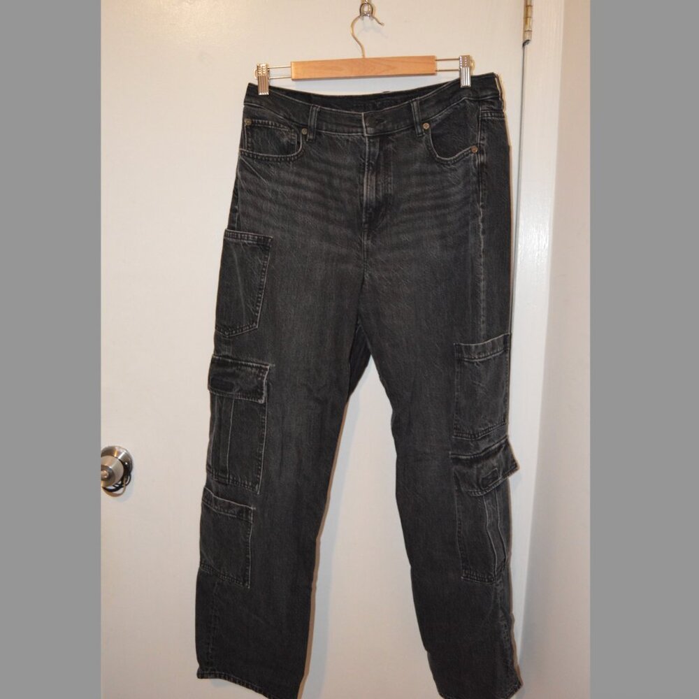 American Eagle Black Cargo Jeans